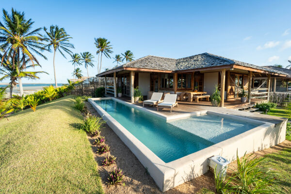 Imagem 3 de Luxuoso bangalô em condomínio à beira mar na Ilha do Guajiru - Casa Suíça Kite Villas